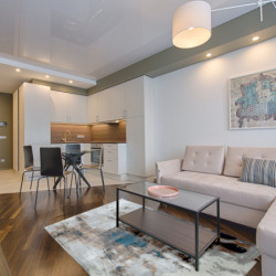 Dywan REFLECTION upiększy Twoje wnętrze.