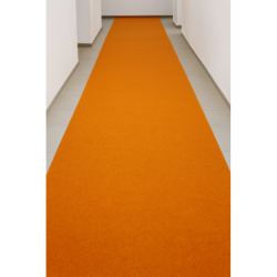 Wykładzina dywanowa Rewind na filcu – trwałość i elegancja