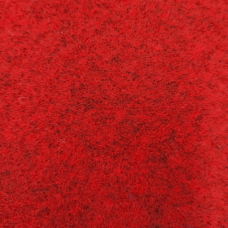 Wykładzina dywanowa Rewind na filcu – trwałość i elegancja