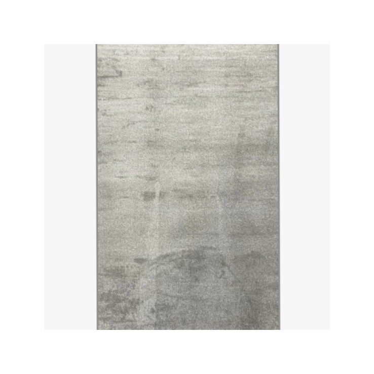 Szary dywan polipropylenowy 1500 g/m² – elegancki, nowoczesny, łatwy w czyszczeniu
